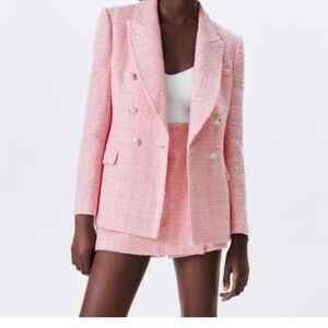 Zara size Small light pink tweed textured skort